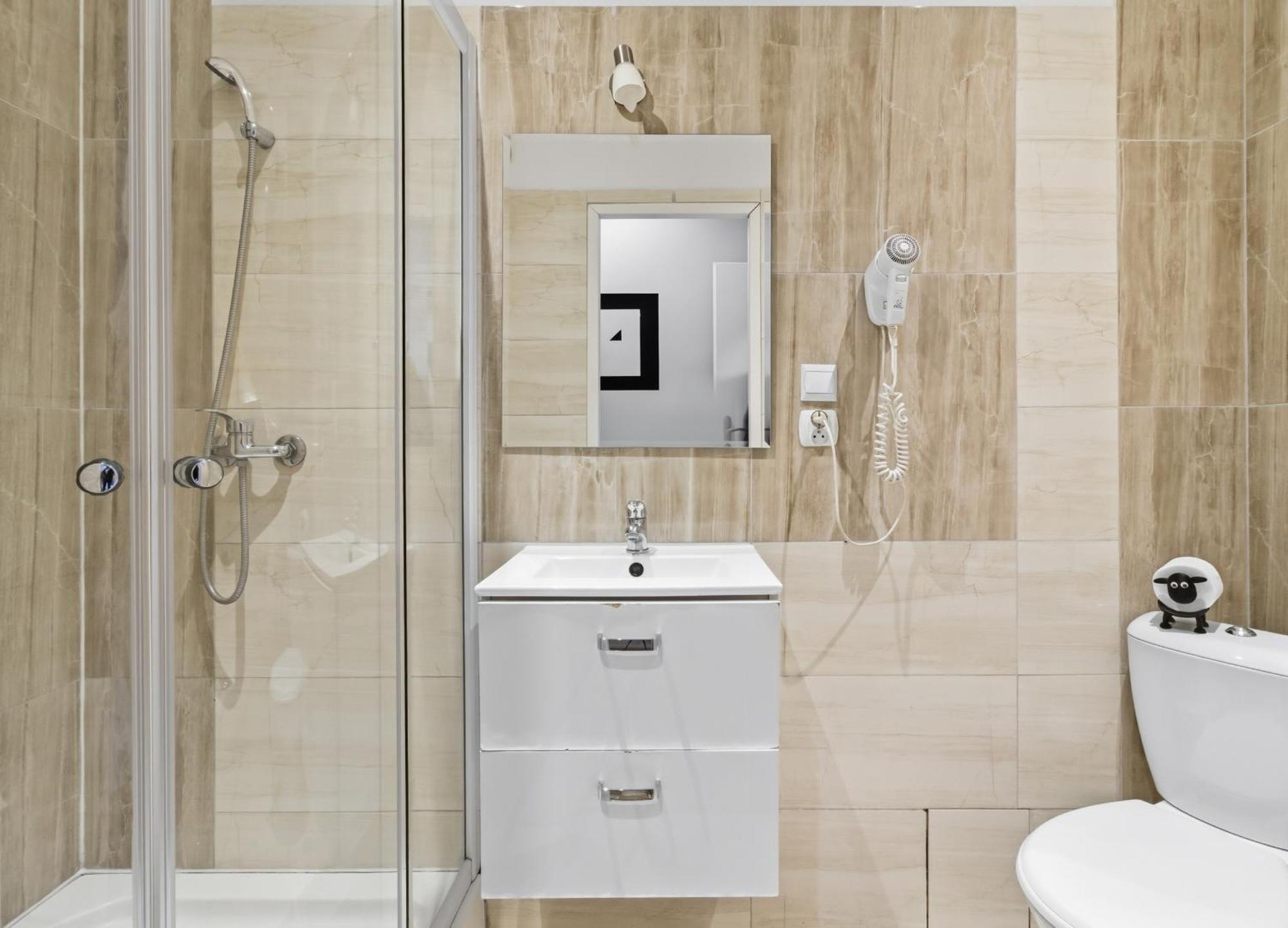 70S Hostel, Krakow